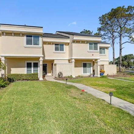Rent this 3 bed condo on 175 Cove Road in Sawgrass, Saint Johns County