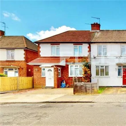 Buy this 3 bed townhouse on Abbey Avenue in London, HA0 1LL