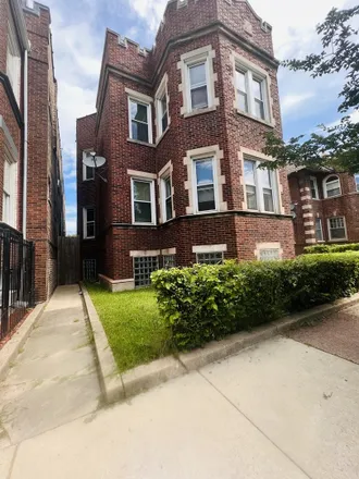 Image 2 - 1734 West Garfield Boulevard, Chicago, IL 60636, USA - House for rent