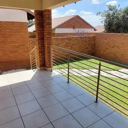 Image 6 - Addo Oval, Mooikloof Ridge, Gauteng, 0072, South Africa - Townhouse for rent