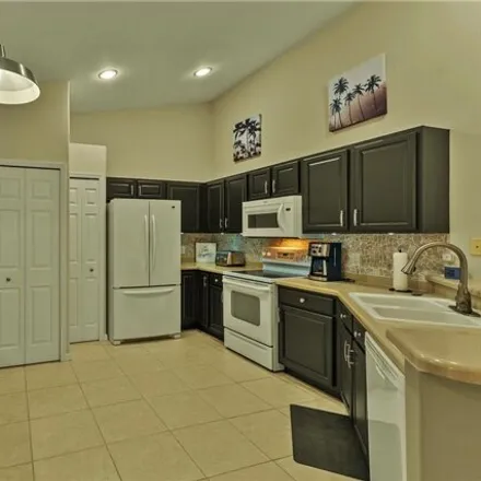 Image 3 - Colonial Country Club Boulevard, Arborwood, Fort Myers, FL 33966, USA - Condo for sale