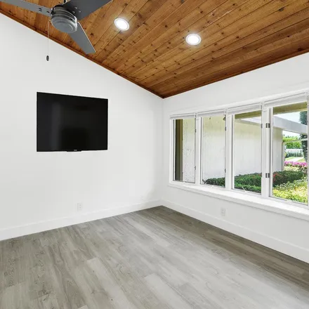 Rent this 5 bed apartment on 3189 Saint James Drive in Boca Raton, FL 33434