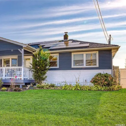 Buy this 3 bed house on 944 North Broome Avenue in North Lindenhurst, NY 11757