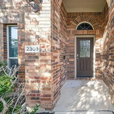 Image 3 - 2313 Elm Valley Drive, Little Elm, TX 75068, USA - House for sale