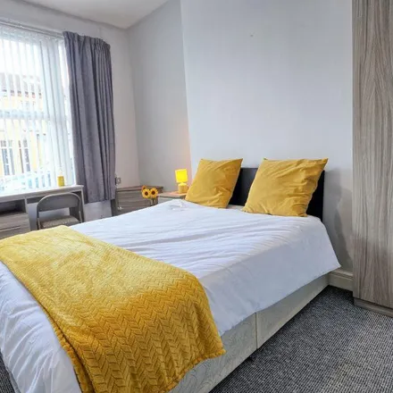 Rent this 1 bed apartment on Edge Hill in Wavertree Road, Liverpool