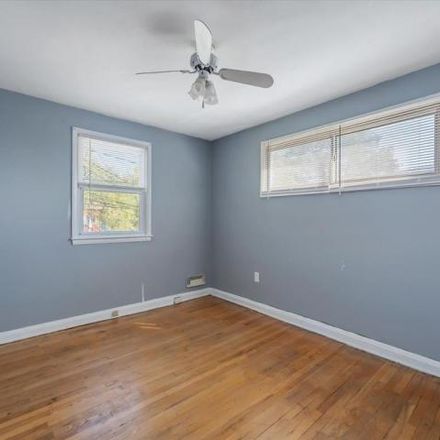 Rent this 3 bed condo on 836 Lenton Avenue in Baltimore, MD 21212