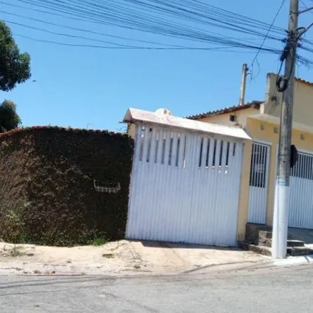Buy this 4 bed house on Rua Roberto dos Santos in Jardim Caxangá, Suzano - SP