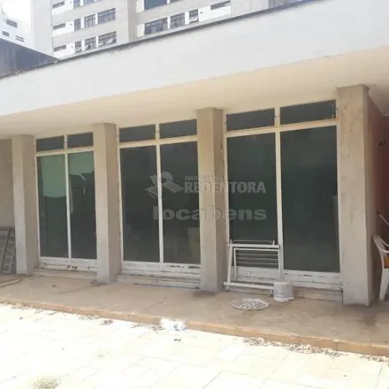 Rent this 4 bed house on Rua Quinze de Novembro in Centro, São José do Rio Preto - SP