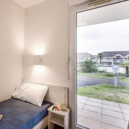 Rent this 2 bed apartment on Le Verdon in Rue de la Gare, 33123 Le Verdon-sur-Mer