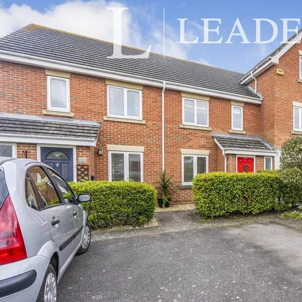 Rent this 3 bed townhouse on Bucklers Road in Gosport, PO12 4LT