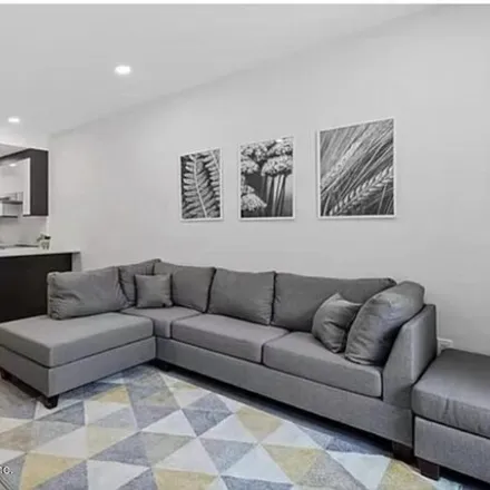 Image 4 - Dyker Gardens, 63rd Street, New York, NY 11204, USA - Condo for sale