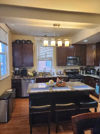 Rent this 1 bed room on Old Town Park III in West Hill Street, Chicago