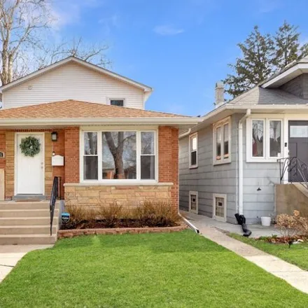 Buy this 4 bed house on 3255 North Natchez Avenue in Chicago, IL 60634