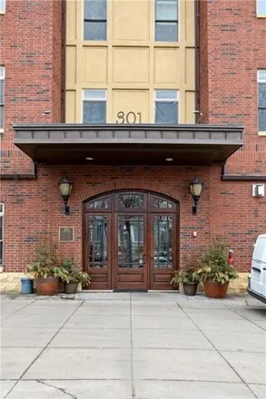 Buy this 2 bed condo on 300 Clifton in Clifton Avenue, Minneapolis