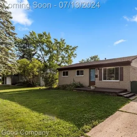 Buy this 3 bed house on 21625 Ontaga St in Farmington Hills, Michigan