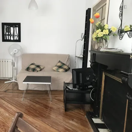 Rent this 1 bed apartment on Madrid in Luckia, Glorieta de Bilbao