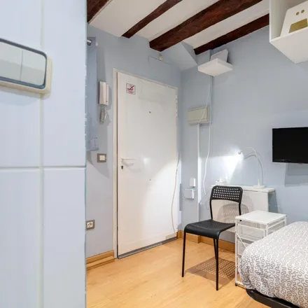 Image 2 - Calle del Amparo, 69, 28012 Madrid, Spain - Apartment for rent