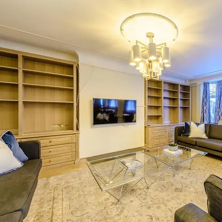 Rent this 4 bed apartment on Strathmore Court in 143 Park Road, London