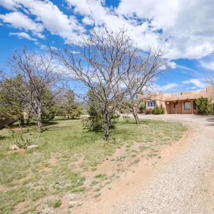 Image 2 - 1451 Phillips Street, Taos, NM 87571, USA - House for sale