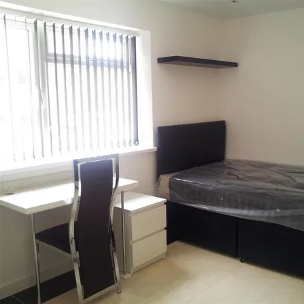 Image 5 - 46 The Parade, Cardiff, CF24 3AB, United Kingdom - Apartment for rent