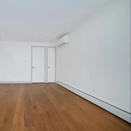 Image 6 - 1308 Pacific Street, New York, NY 11216, USA - House for rent