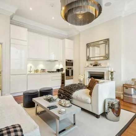 Image 4 - 7/8 Bathurst Street, London, W2 2SD, United Kingdom - Apartment for sale