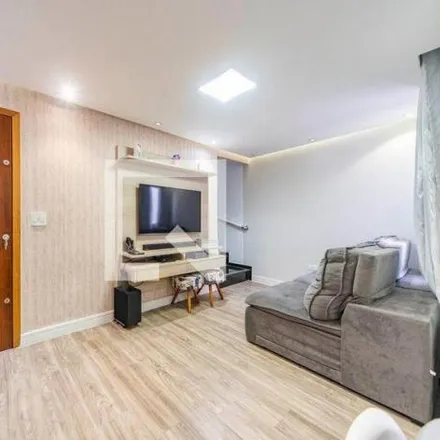 Rent this 3 bed apartment on Rua Apiaí 776 in Vila Curuçá, Santo André - SP