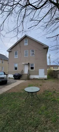 Image 4 - 72 Burr Street, Town Plot Hill, Waterbury, CT 06708, USA - Townhouse for sale