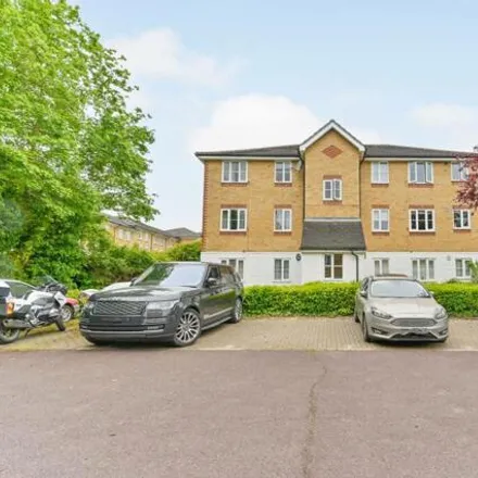 Image 9 - Chipstead Close, London, SM2 6BE, United Kingdom - Apartment for rent