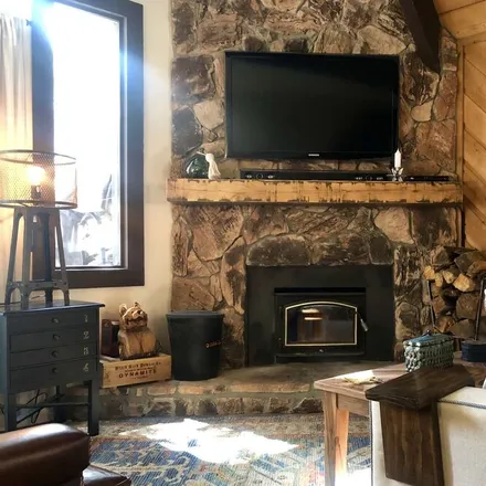 Image 2 - Mammoth Lakes, CA, 93546 - House for rent