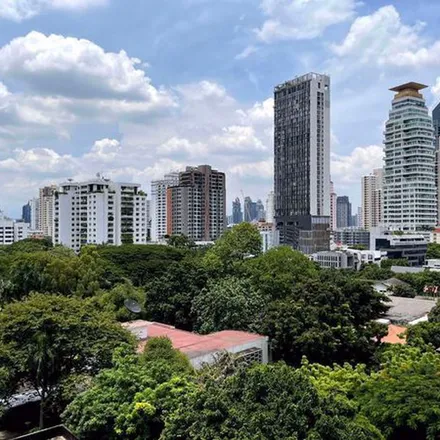 Rent this 3 bed apartment on Dry Clinique in Soi Phrom Chit, Vadhana District