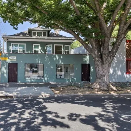 Buy this studio house on Democracy Alley in Sacramento, CA 95814