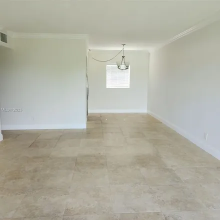 Image 5 - 611 Hummingbird Way, North Palm Beach, FL 33408, USA - Apartment for rent