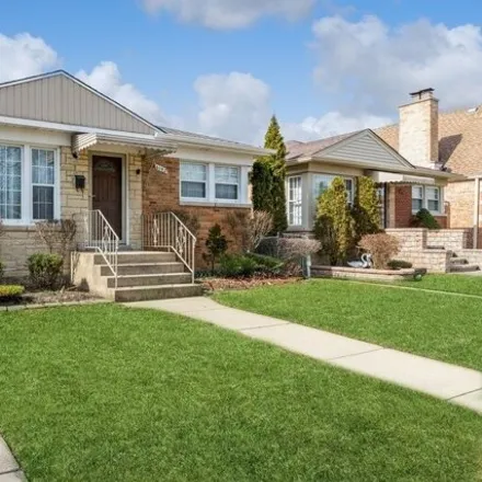 Buy this 2 bed house on 6142 North Keystone Avenue in Chicago, IL 60646