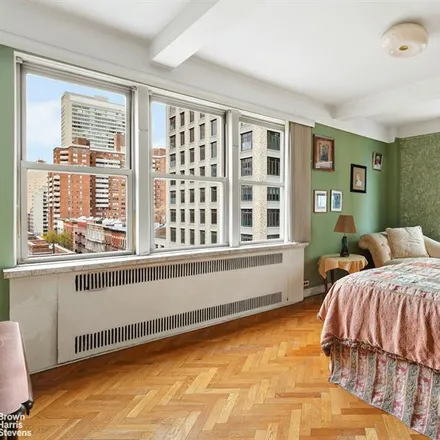 Image 7 - 33 EAST END AVENUE 9F in New York - Apartment for sale