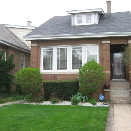 Buy this 3 bed house on 5650 North Mason Avenue in Chicago, IL 60646