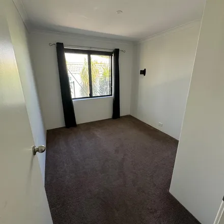 Rent this 1 bed room on Clifton Street in Kelmscott WA 6112, Australia