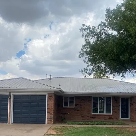 Rent this 3 bed house on 5526 90th Street in Lubbock, TX 79424