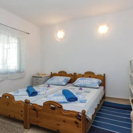 Rent this 2 bed house on 23233 Općina Privlaka