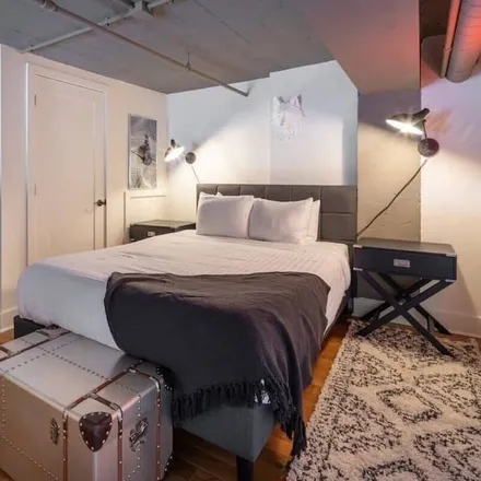 Rent this 3 bed apartment on Philadelphia