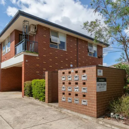Image 3 - Royal Avenue, Glen Huntly VIC 3163, Australia - Apartment for rent