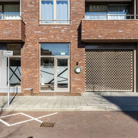 Rent this 1 bed apartment on Van der Duijn van Maasdamweg 114 in 3045 PE Rotterdam, Netherlands