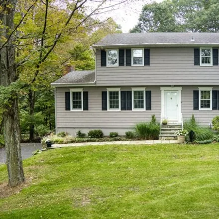 Buy this 4 bed house on 71 Ridgecrest Drive in Ridgefield, CT 06877