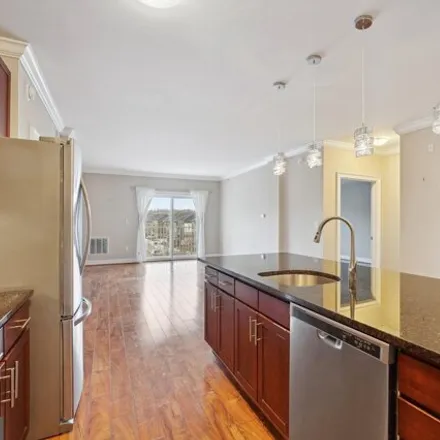 Image 9 - The Isabella, 6301 Edsall Road, Alexandria, VA 22312, USA - Condo for rent