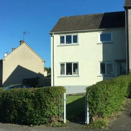 Buy this 2 bed townhouse on Macbeth Road in Dunfermline, KY11 4EF
