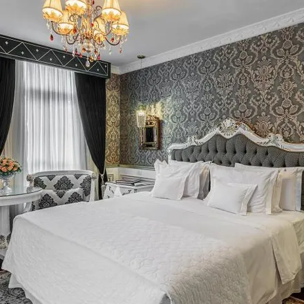 Buy this 2 bed apartment on Rua Maximiliano Hahn in Jardim Bela Vista, Gramado - RS