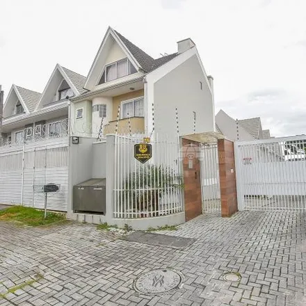 Buy this 3 bed house on Rua Doutor Euzébio de Oliveira 416 in Uberaba, Curitiba - PR