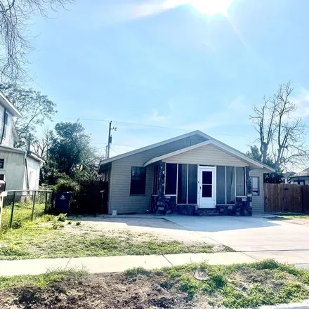 Buy this studio duplex on 1533 West Levee Street in Brownsville, TX 78520