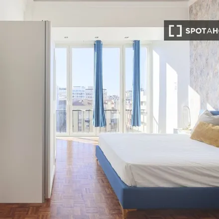 Rent this 7 bed room on Avenida Defensores de Chaves 83 in 1000-120 Lisbon, Portugal