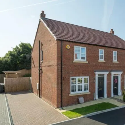 Buy this 3 bed duplex on Green Lane in North Duffield, YO8 5RT